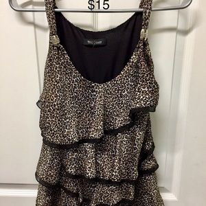 Leopard tiered tank